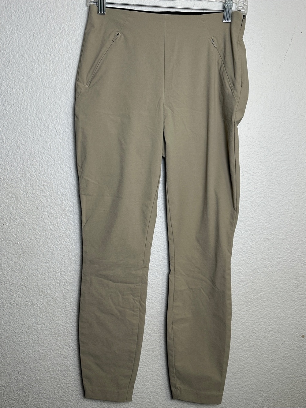 Duluth Trading Co Tan Pants Side Zip Nylon Blend Womens Size 4